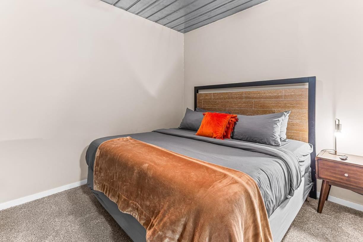 Spacious 2 King Bed Downtown Central To It All 앤아버 외부 사진