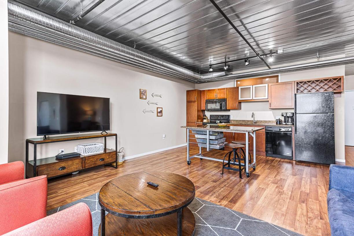 Spacious 2 King Bed Downtown Central To It All 앤아버 외부 사진
